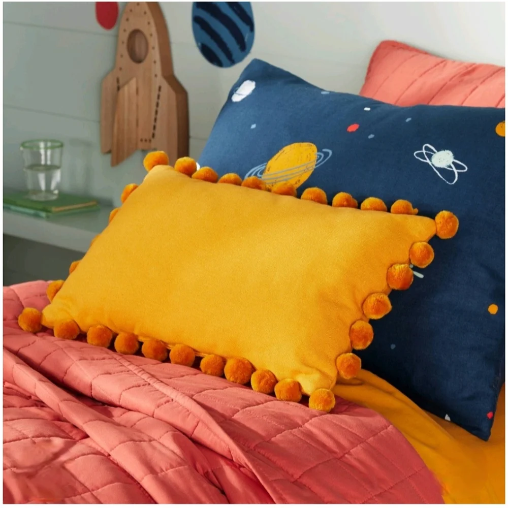Pillowfort Full/Queen Box Stitch Microfiber Kids' Quilt Faded Rose